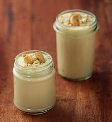 Yogurt di anacardi alla vaniglia (vegan)