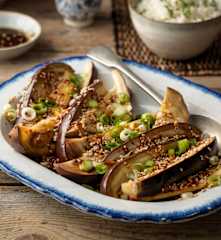 Gaji Namul (Steamed Aubergine Side Dish)
