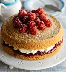 Sponge cake aux framboises