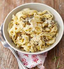 Tagliatelle in Rosmarin-Buttersauce