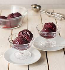 Böğürtlenli Dondurma