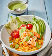 Linsen-Garnelen-Bowl mit Kräutersauce