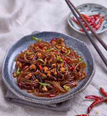 肉糜粉条煲