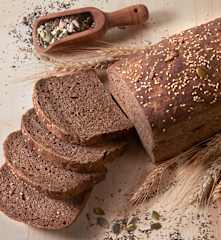 Pane ai cereali con i semi