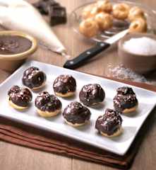 Bigné al Gorgonzola ricoperti di cioccolato