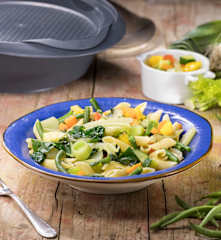 Mezze penne in fantasia di verdure al Varoma