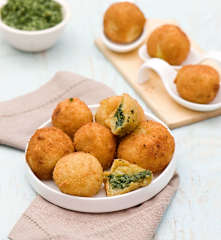 Hiszpańskie krokieciki ziemniaczane