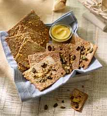 Knäckebrot mit Parmesan und Rosmarin