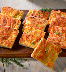 Focaccia al profumo di timo