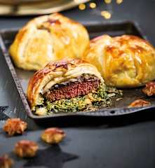 Tornedós folhados com recheio de espinafres