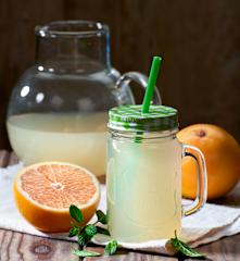 Grapefruit-Minze-Drink