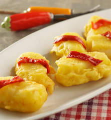 Soldats de Pavie (beignets de morue rouge au poivron)