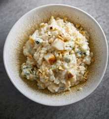 Risoto de pera, noz e gorgonzola