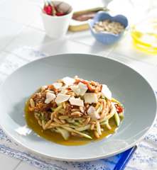 Espaguetis de calabacín picantes