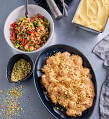 Gnocchi in Tomaten-Mascarpone-Sauce mit Brokkolisalat und Fruchtsorbet