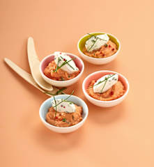 Quenelles de chèvre sur purée de carottes