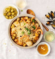 Tajine de crevettes, moules et noix de saint-jacques