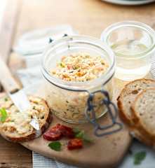 Rillettes de merlu et chorizo doux