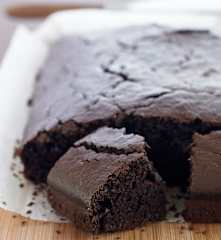 Eggless Chocolate Cake