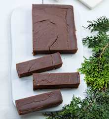 Fondant de chocolate e castanha