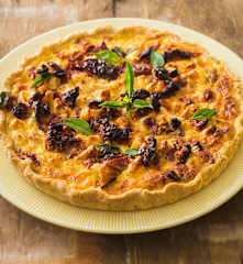 Quiche de queso feta y jitomate deshidratado