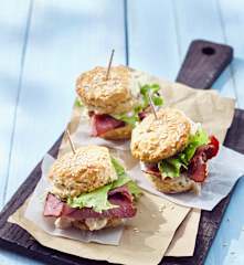 Schinken-Käse-Scones mit Pastrami
