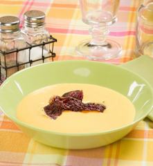 Crème de pêche et jambon serrano croquant