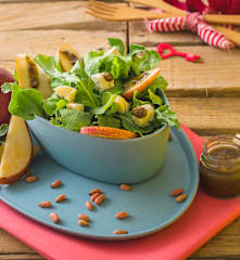 Ensalada de pera con pesto de menta
