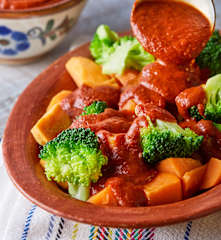 Coloradito de chile ancho