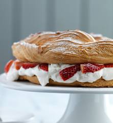 Paris Brest com morangos