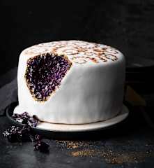 Geode cake