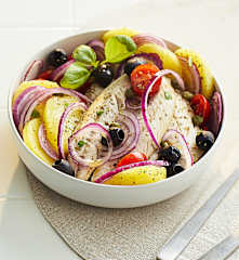 Insalata pantesca con sgombro