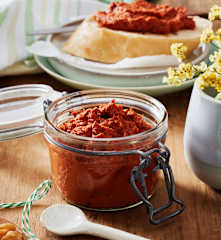 Walnuss-Tomaten-Aufstrich