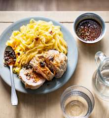 Roulés de veau aux noisettes, cheddar, miel et tagliatelle