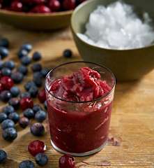 Granizado de pêssego, cereja e mirtilo
