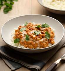 Butter Chickpea Curry with Cauliflower Rice
