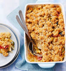 Crumble de légumes d'été, filet de bacon et parmesan