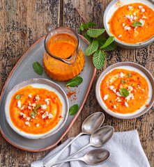 Pannacotta feta et coulis de poivron