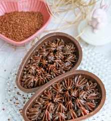 Ovo de chocolate recheado com brigadeiro