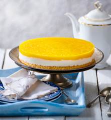 Torta ai frutti esotici