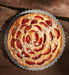 Pflaumen-Mandel-Tarte mit Sternanis