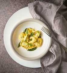 Tortelloni alle cime di rapa
