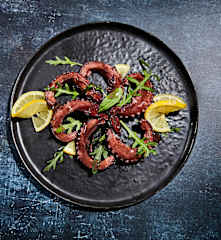 Χταπόδι καθιστό (κρασάτο)