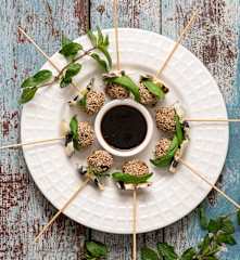 Albóndigas a la menta con salsa teriyaki