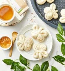 绿茶桂花蜜馒头