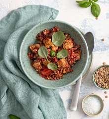 Sałatka z soczewicy i kurczaka