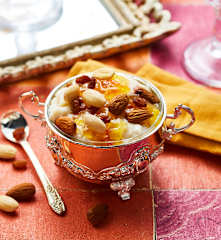 Mhalbi (crème de lait aux amandes)