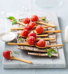 Bombones de cherry al pesto