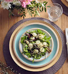 Insalata di seppioline con frutta secca