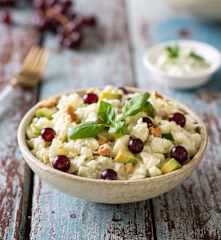 Ensalada waldorf con palta y mayonesa de verano